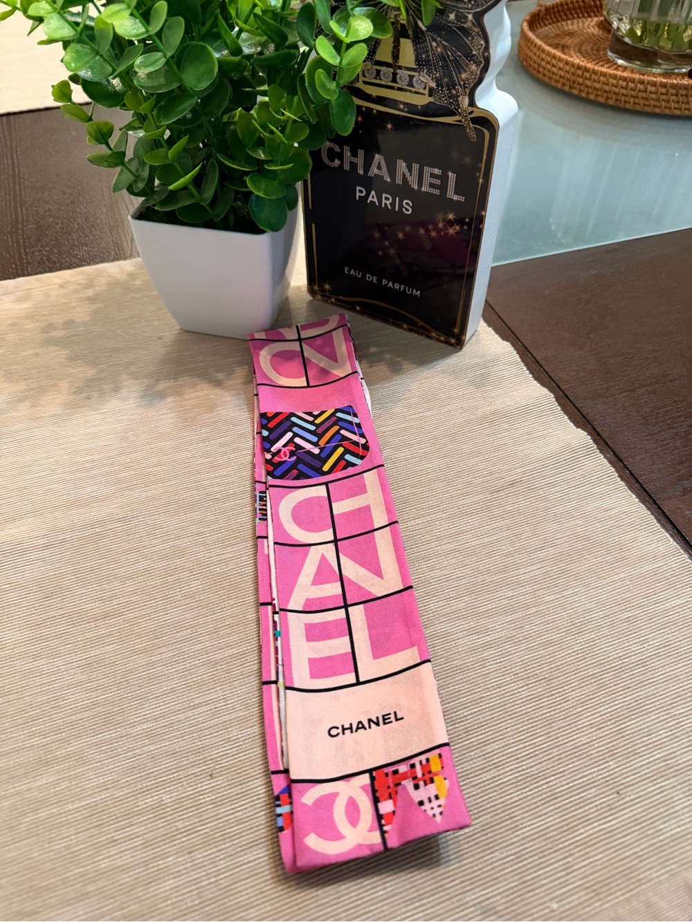CHANEL Pink Graphic Silk Twilly